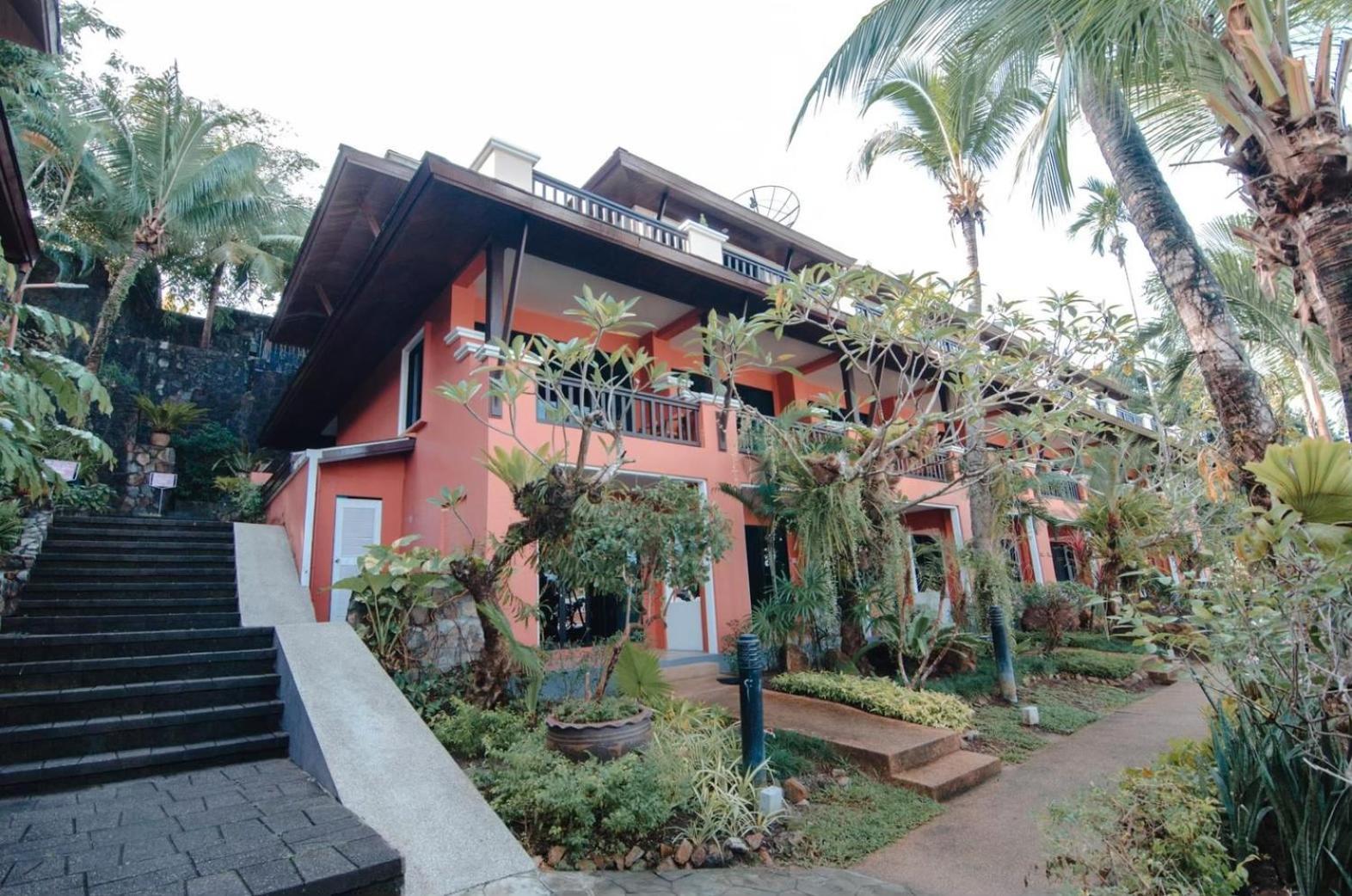C N水疗度假村 Patong 外观 照片
